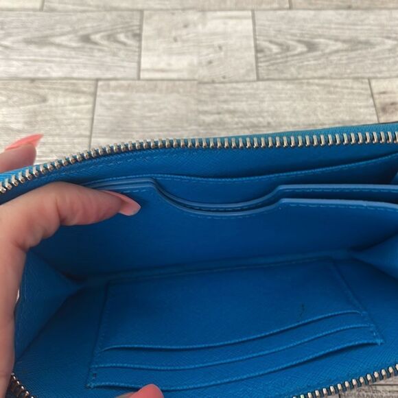 Michael Kors Blue and White Polka Dot Wallet - Picture 8 of 11